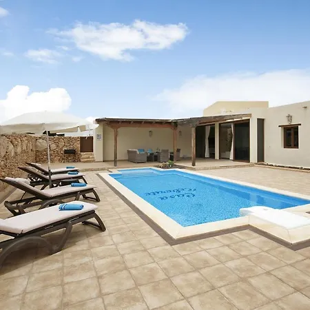 Hétvégi ház Teberite